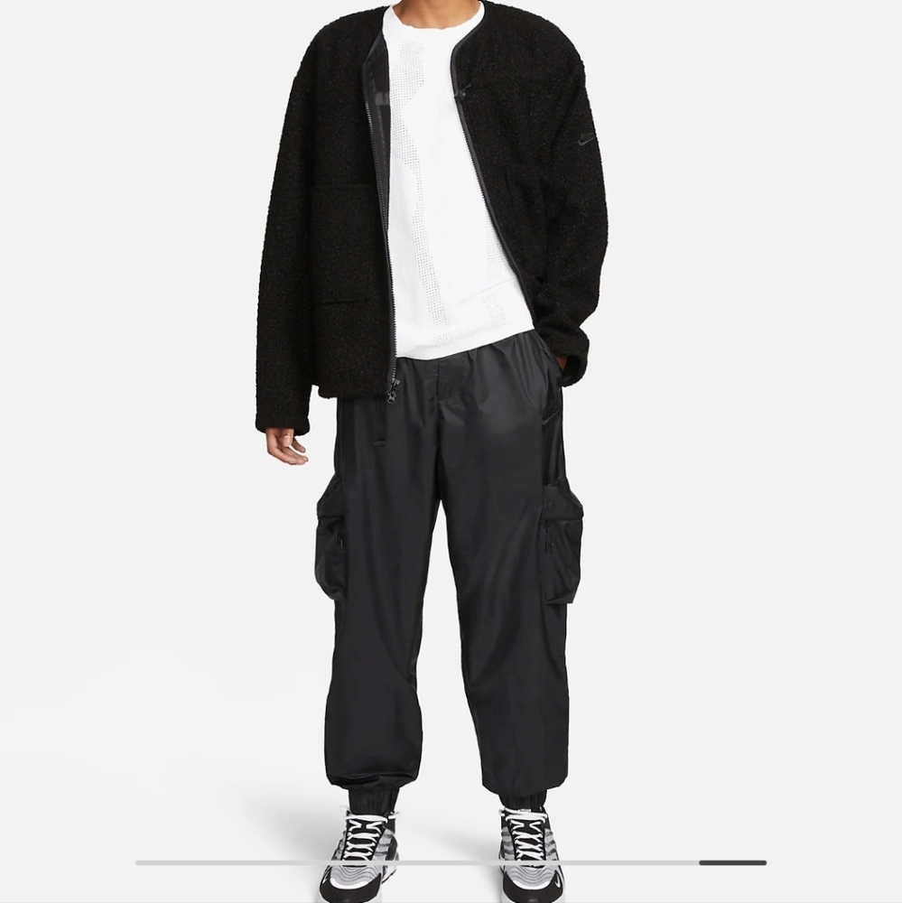 Nike tech lined woven cargo pants